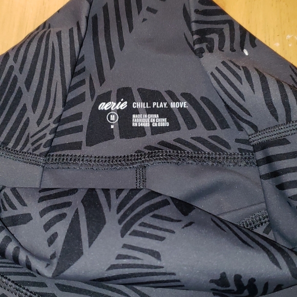 Aerie printed set chill. play. move - Picture 13 of 13